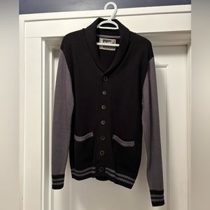 Men’s Black and Gray Cardigan